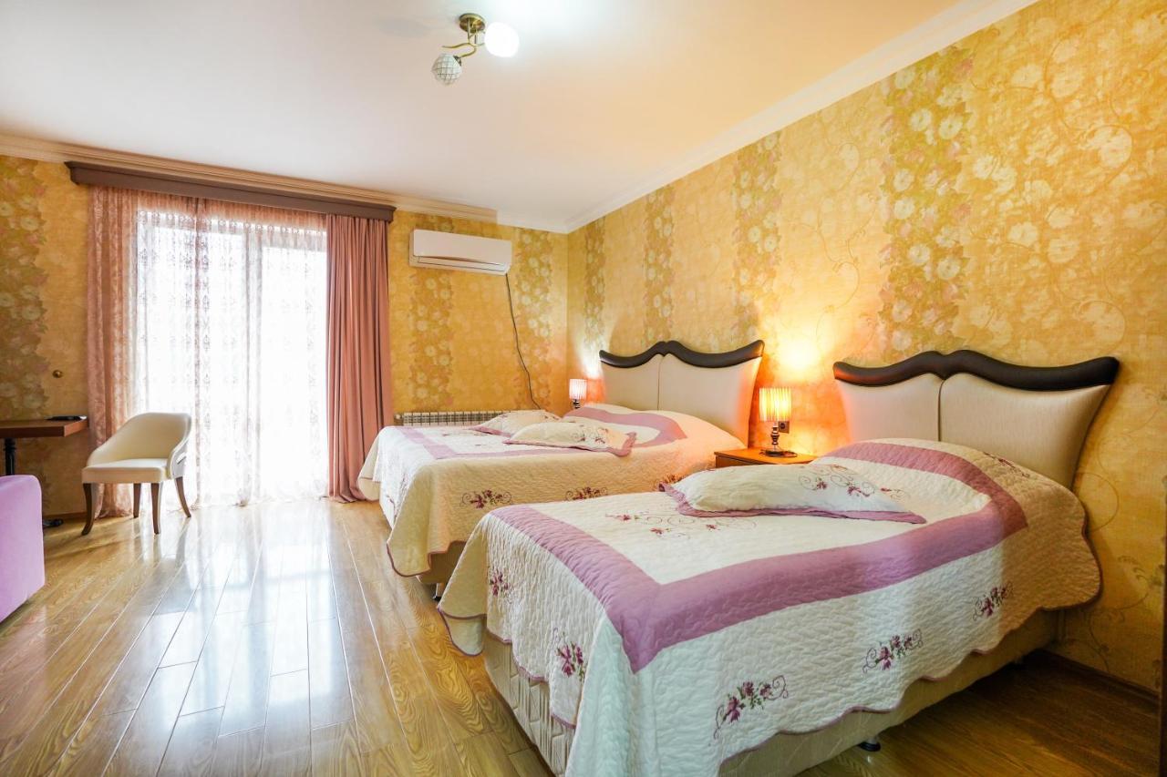 Natali Hotel Borjomi Esterno foto