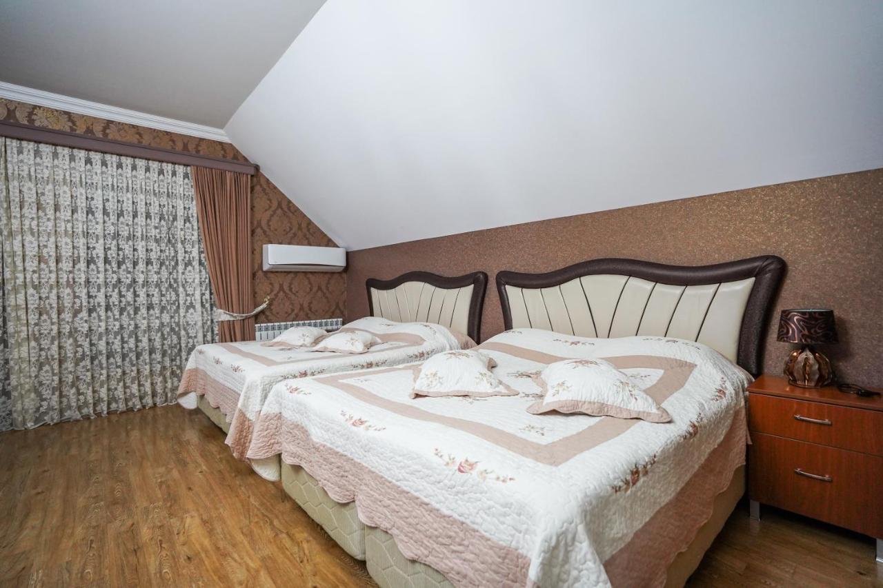 Natali Hotel Borjomi Esterno foto
