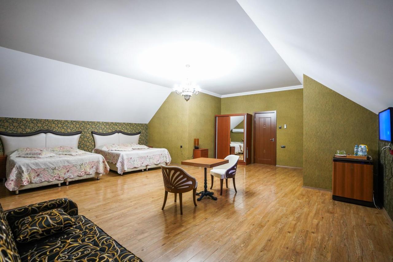Natali Hotel Borjomi Esterno foto