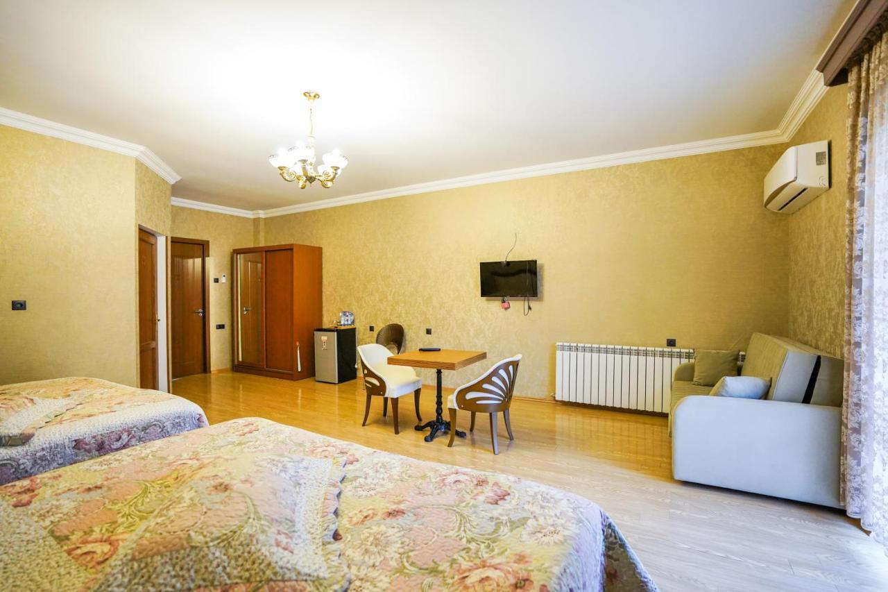 Natali Hotel Borjomi Esterno foto