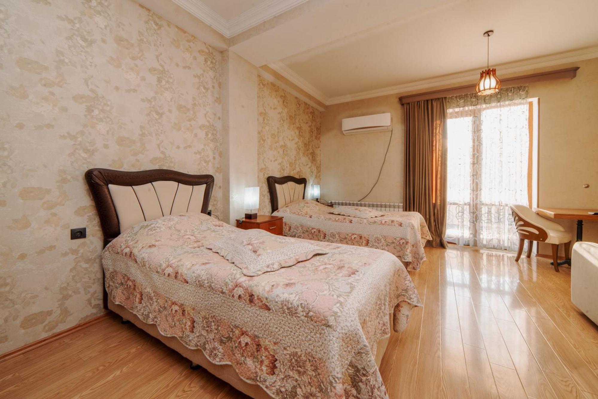 Natali Hotel Borjomi Esterno foto